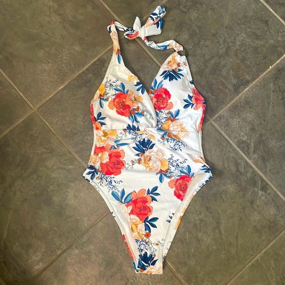 New Cupshe One Piece Swimsuit size S - Picture 1 of 6
